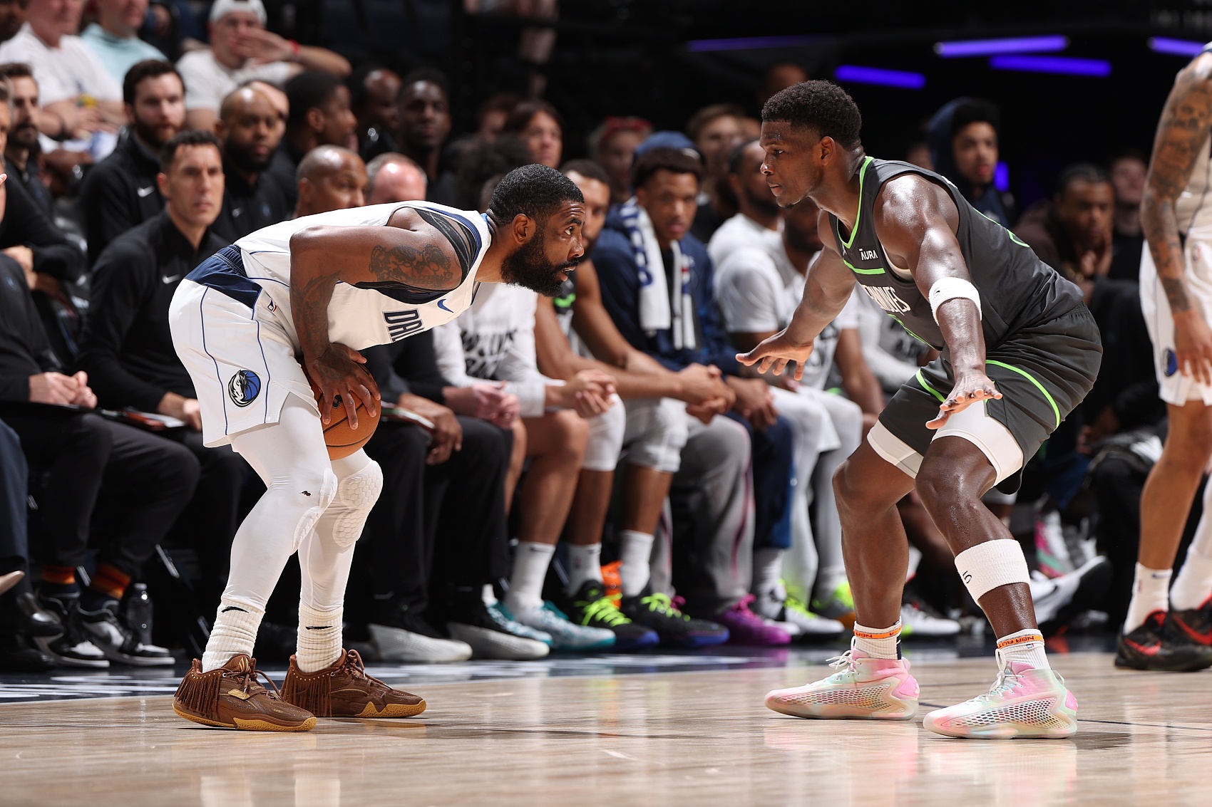 天博体育官方网站-帕金斯：独行侠要重建 而欧文都33岁了 森林狼和雄鹿该争取他